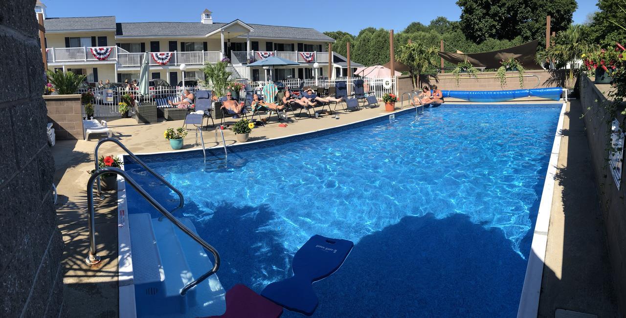 Footbridge Beach Motel Ogunquit Buitenkant foto